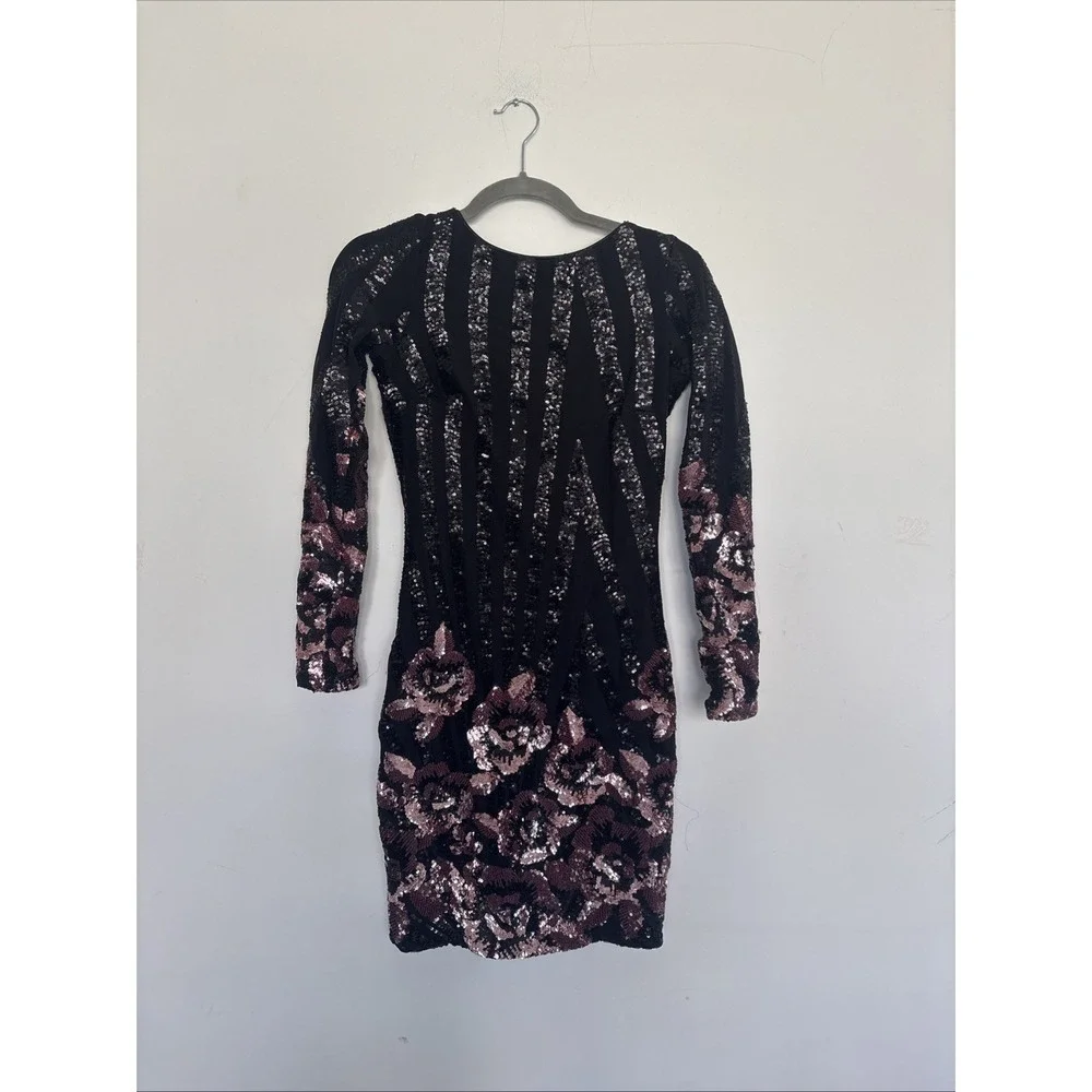 Black dress with black and pink sequins Size S